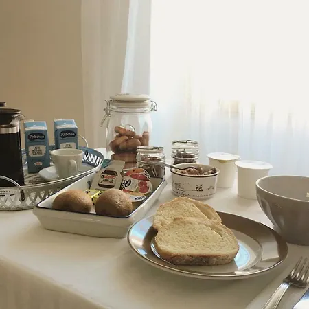 Borgo San Pietro Bed & Breakfast *
